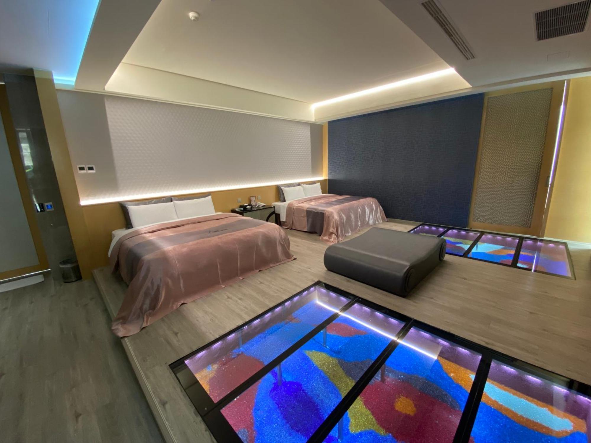 Xiadu Motel Taichung Buitenkant foto