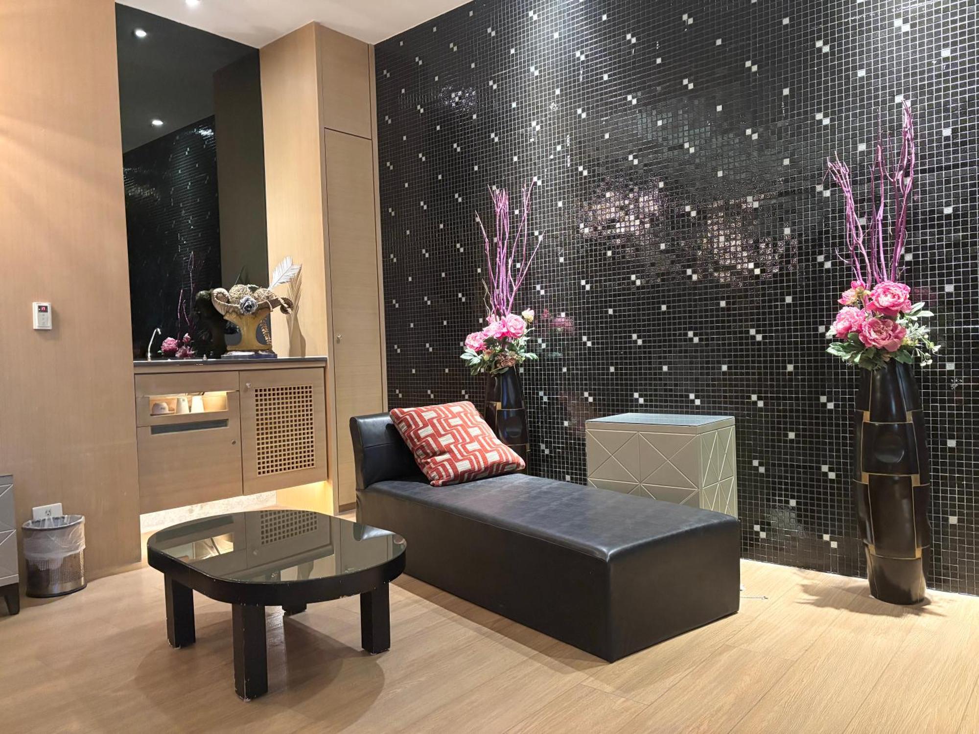 Xiadu Motel Taichung Buitenkant foto