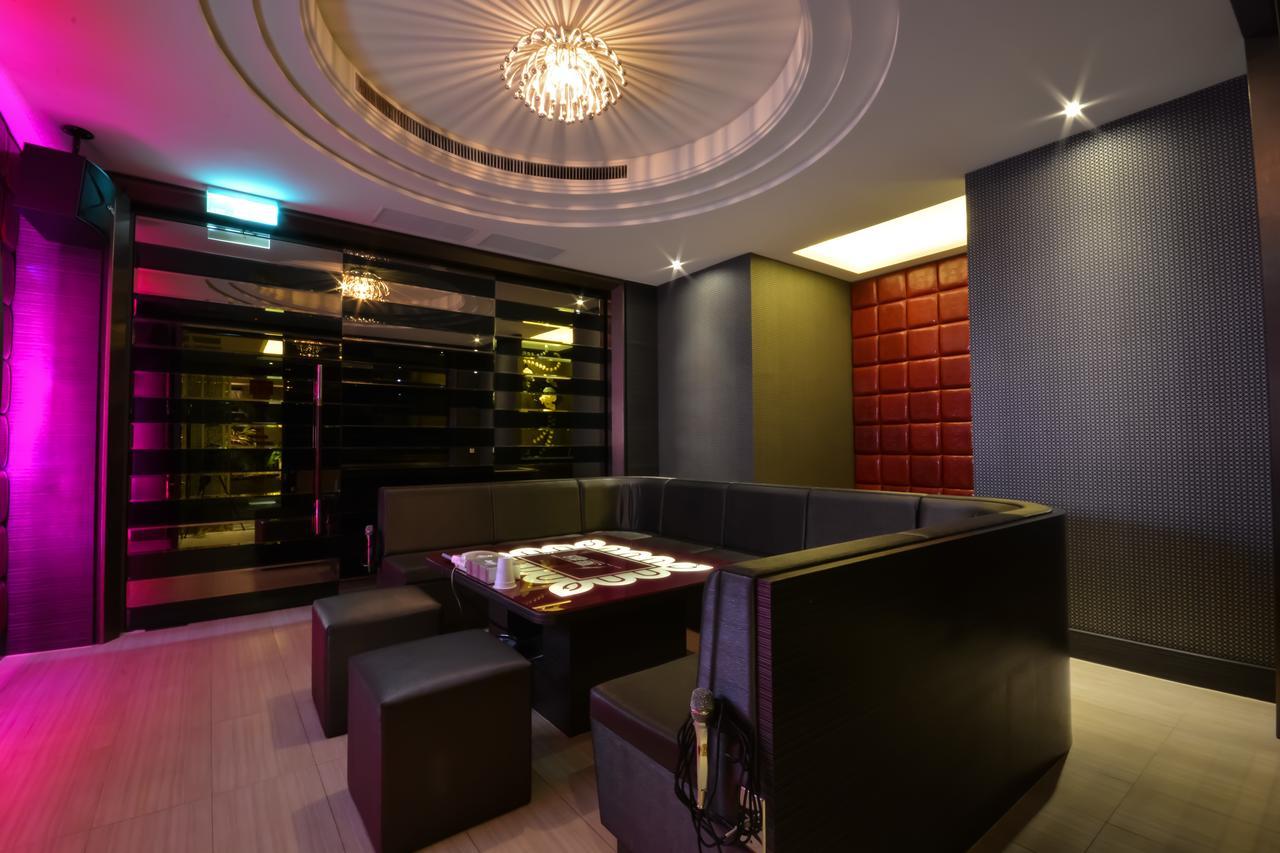 Xiadu Motel Taichung Buitenkant foto